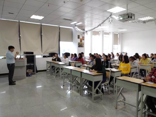 说明: 黎书记入学教育 (3)