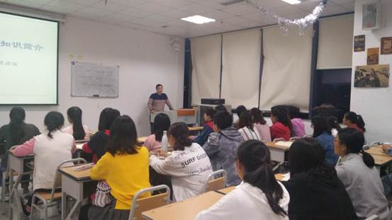 说明: 谭院长入学教育 (2)